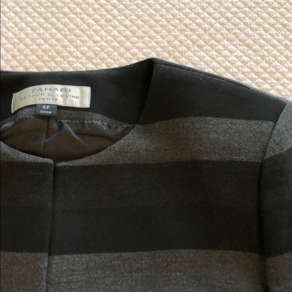 Tahari Striped Blazer Jacket 6P